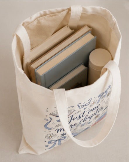 „Just One More Chapter“ Tote Bag 📖💙