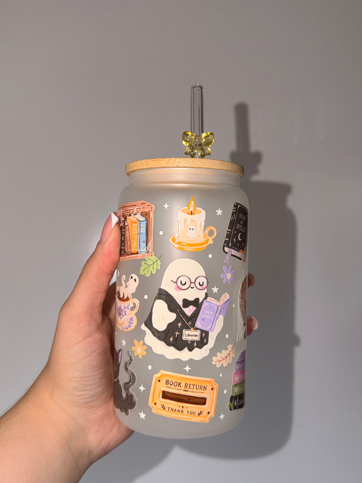 Haunted Library Trinkglas | 16 oz