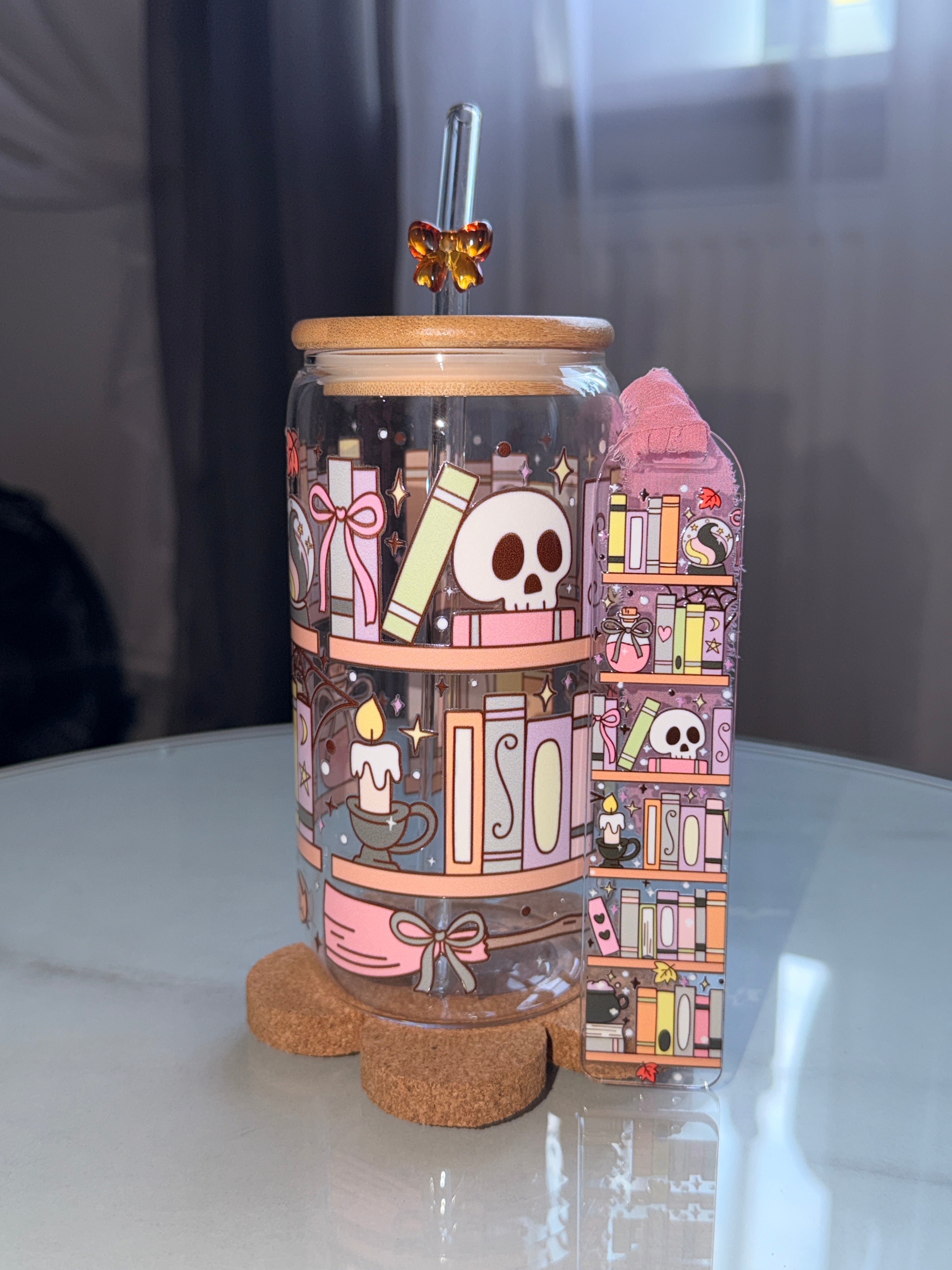 Halloween Bookshelf – Reading Set | Glas & Lesezeichen