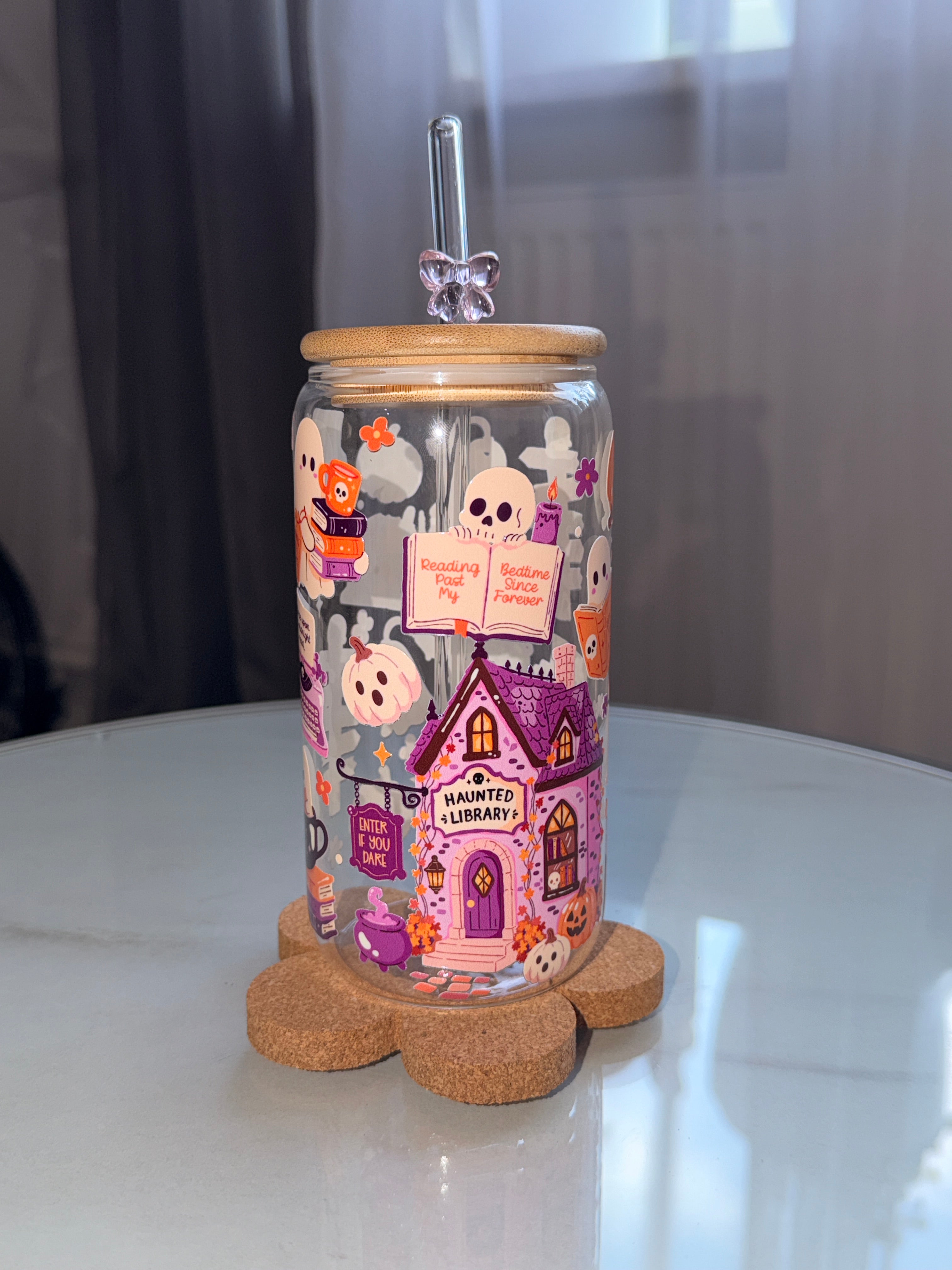 Ghostly Book Trinkglas | 16 oz