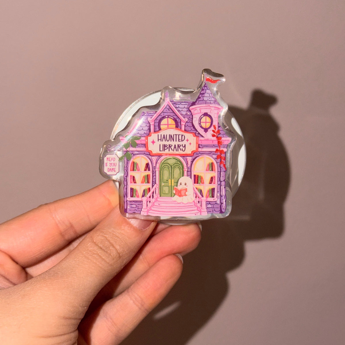 Haunted Book Libary E-Reader / Phone Grip